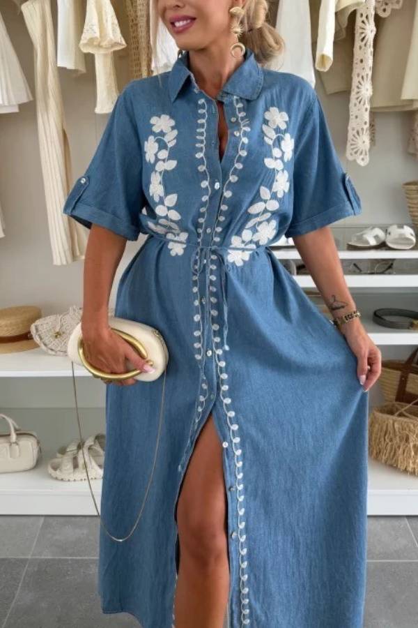 V-neck single-breasted short-sleeved dress