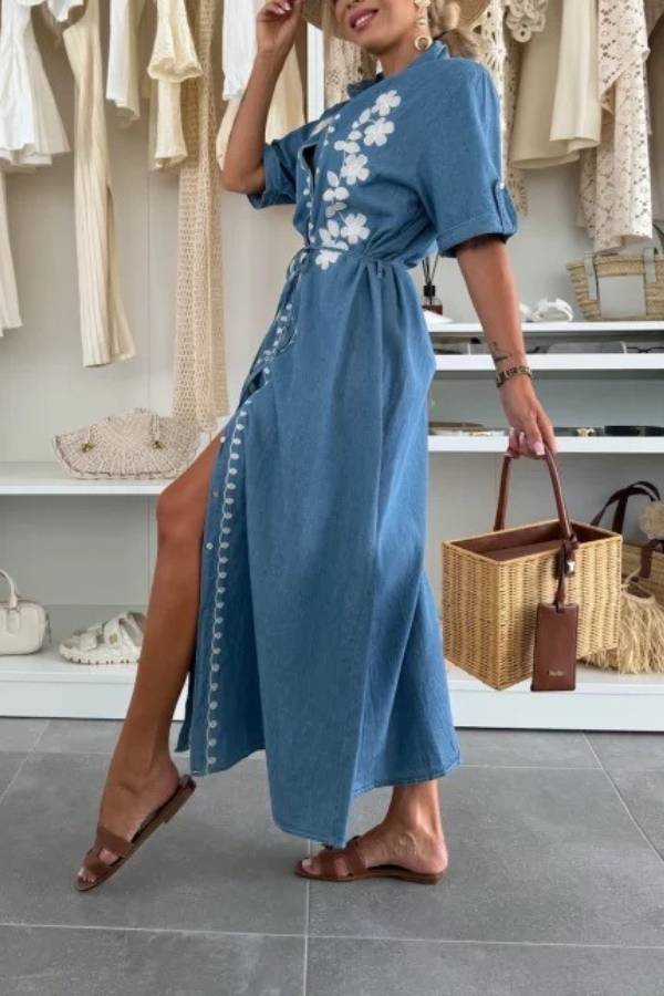 V-neck single-breasted short-sleeved dress